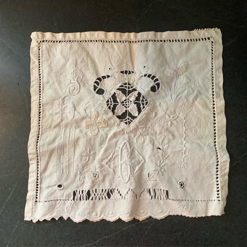 VINTAGE | Embroidery Sampler | 1928